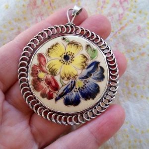 ❤ Sterling Silver + Porcelain Hand Painted Coquette Antique Brooch!